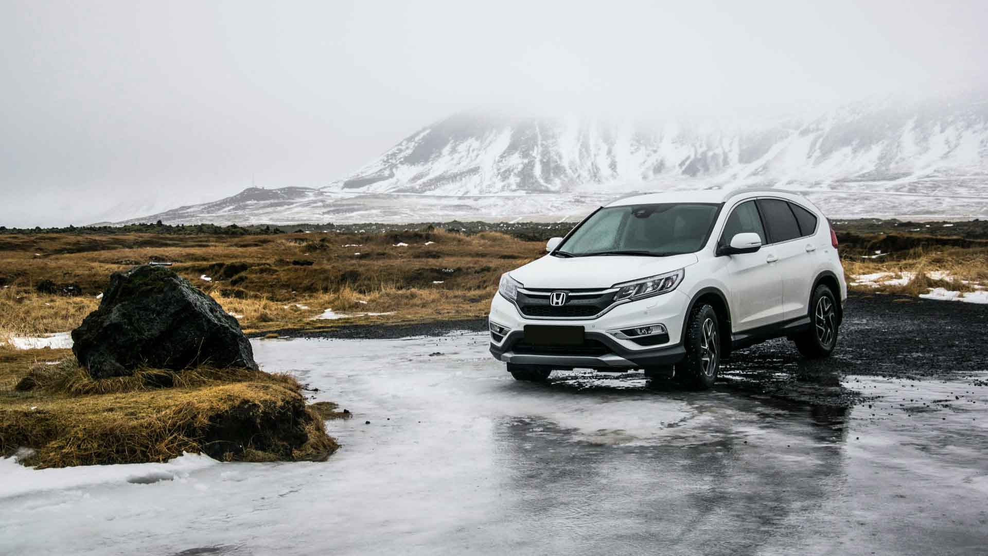 Safari Vehicle in Maasai Mara